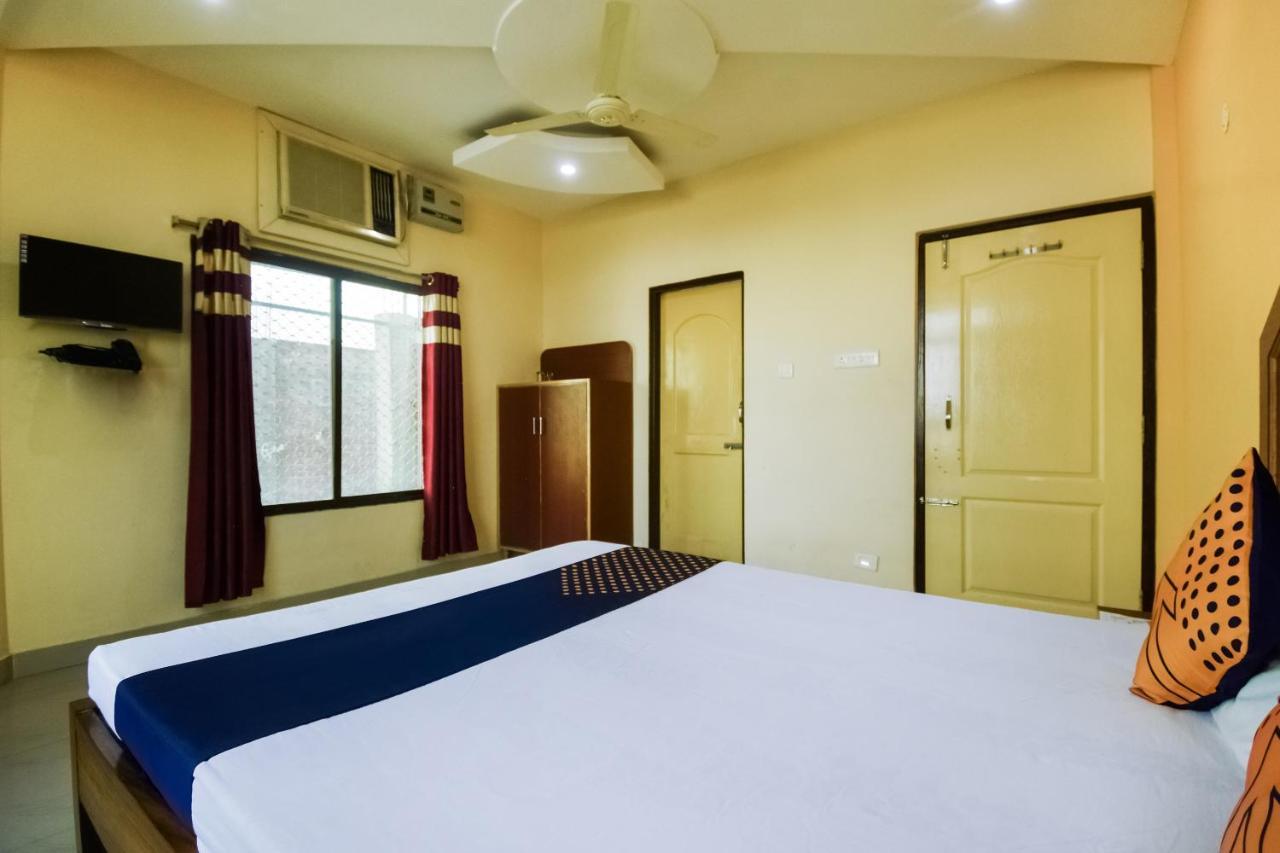 Spot On 74793 Hotel Sai Sudha 普里 外观 照片
