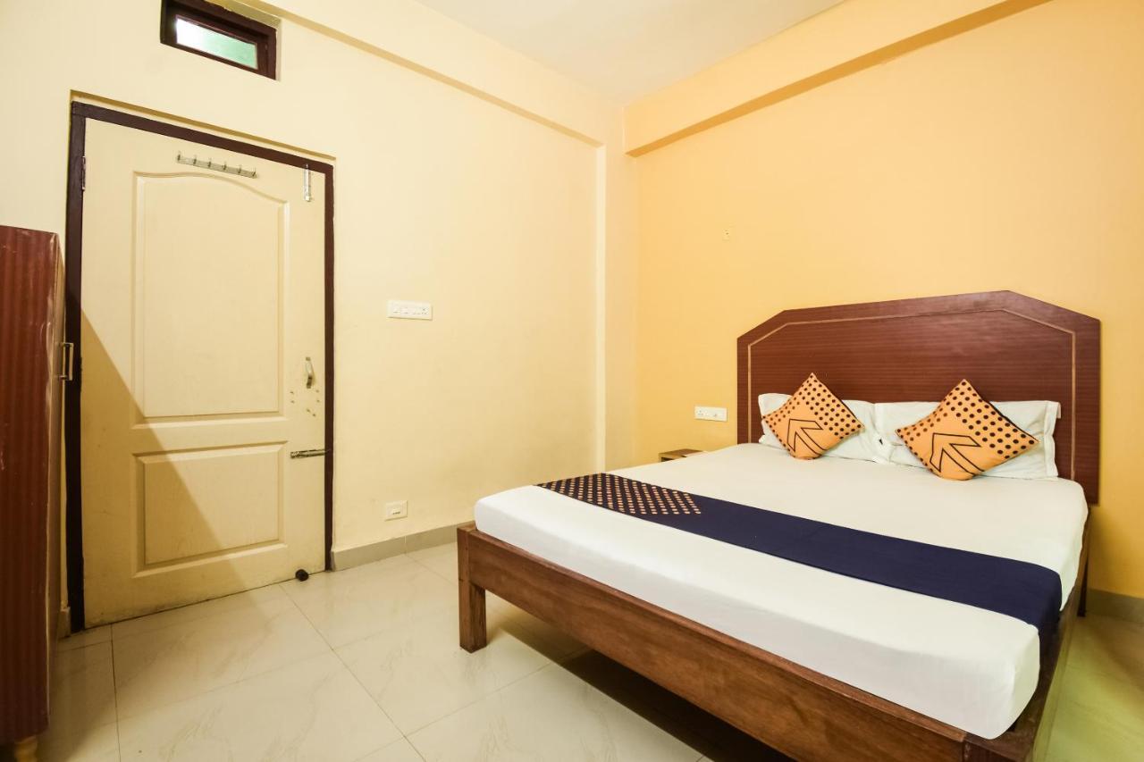 Spot On 74793 Hotel Sai Sudha 普里 外观 照片