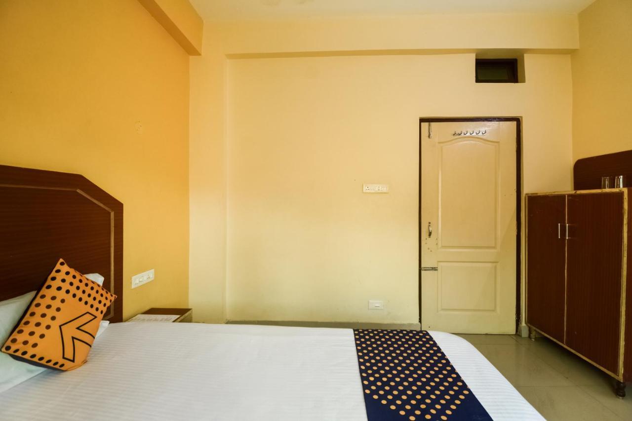 Spot On 74793 Hotel Sai Sudha 普里 外观 照片