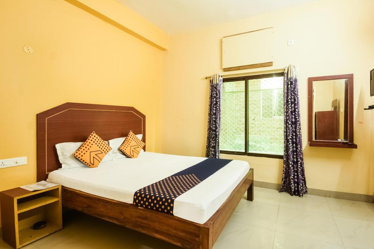 Spot On 74793 Hotel Sai Sudha 普里 外观 照片